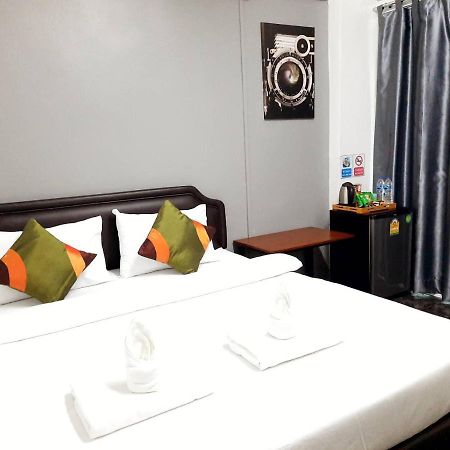 Ada Apartment - อาดา อพาร์ทเมนท์ Μπανγκόκ Εξωτερικό φωτογραφία