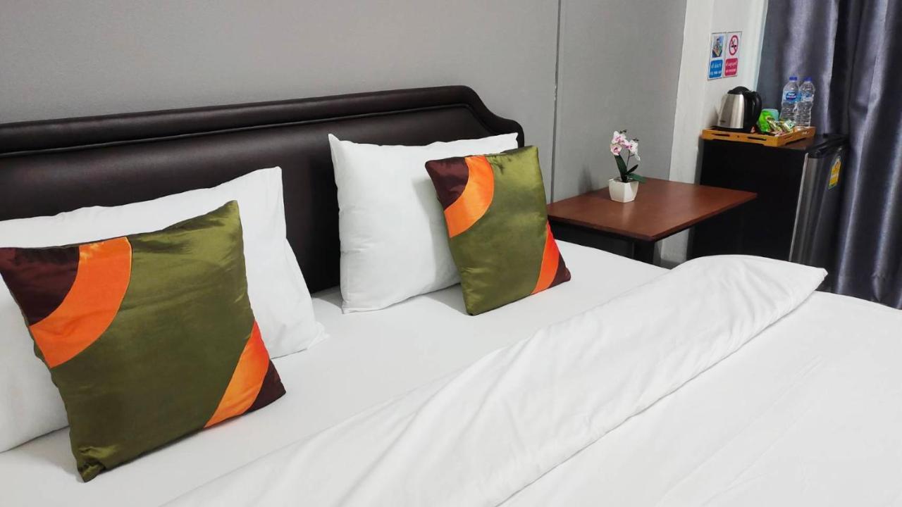 Ada Apartment - อาดา อพาร์ทเมนท์ Μπανγκόκ Εξωτερικό φωτογραφία